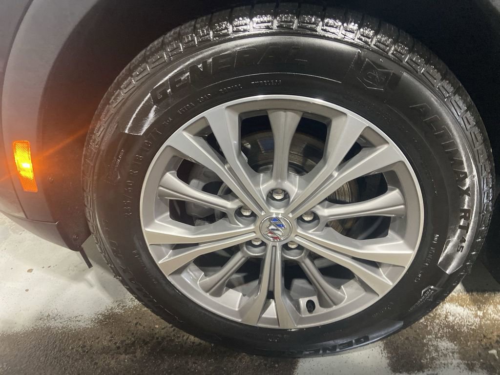 Used 2023 Buick Envision Preferred image 32