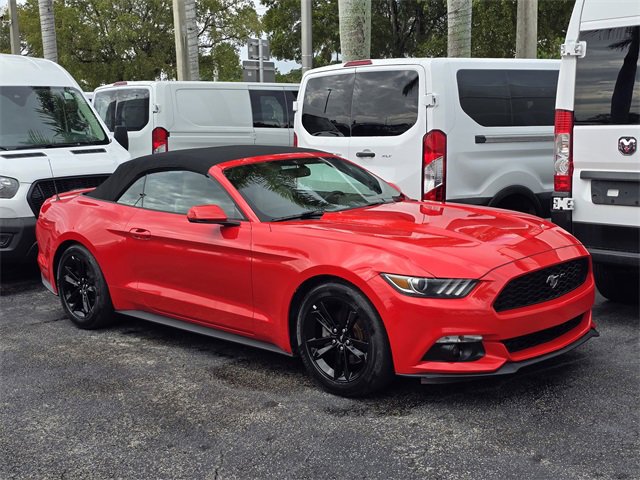 Used 2017 Ford Mustang Premium image 2