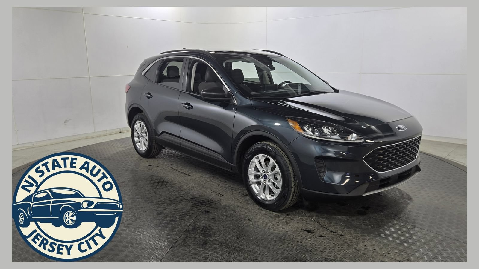 Used 2022 Ford Escape SE w/ Convenience Package AWD/4WD image 1