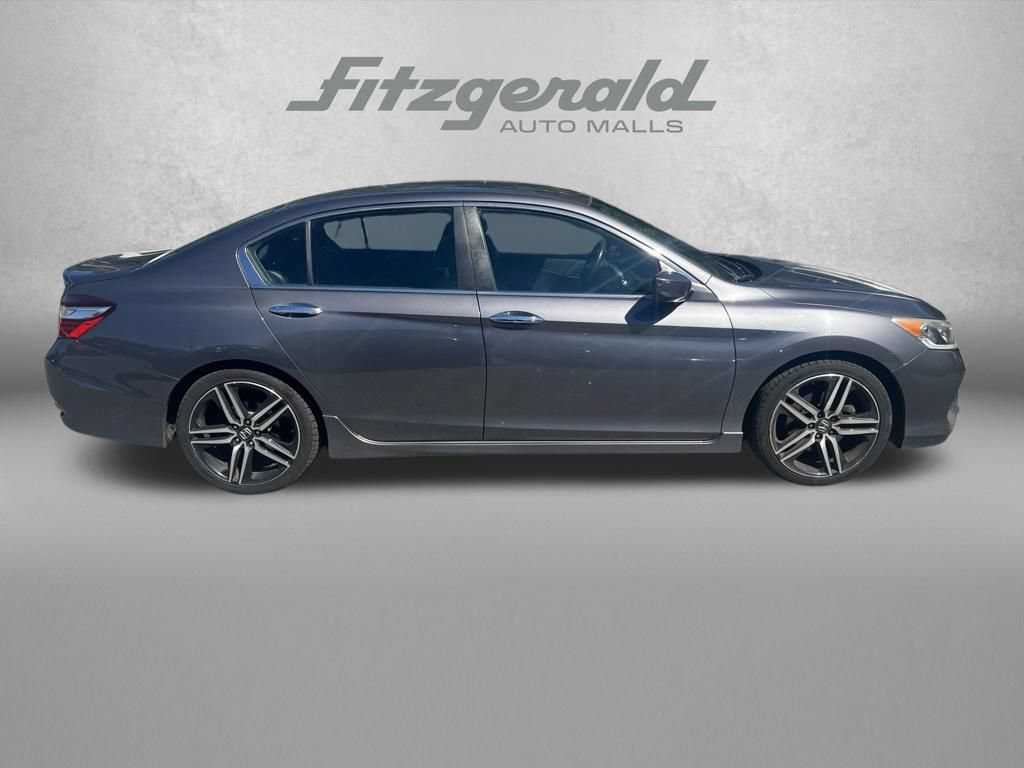 Used 2017 Honda Accord Sport Special Edition image 2