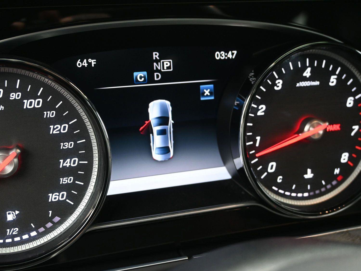 Used 2019 Mercedes-Benz E 300 4MATIC image 3