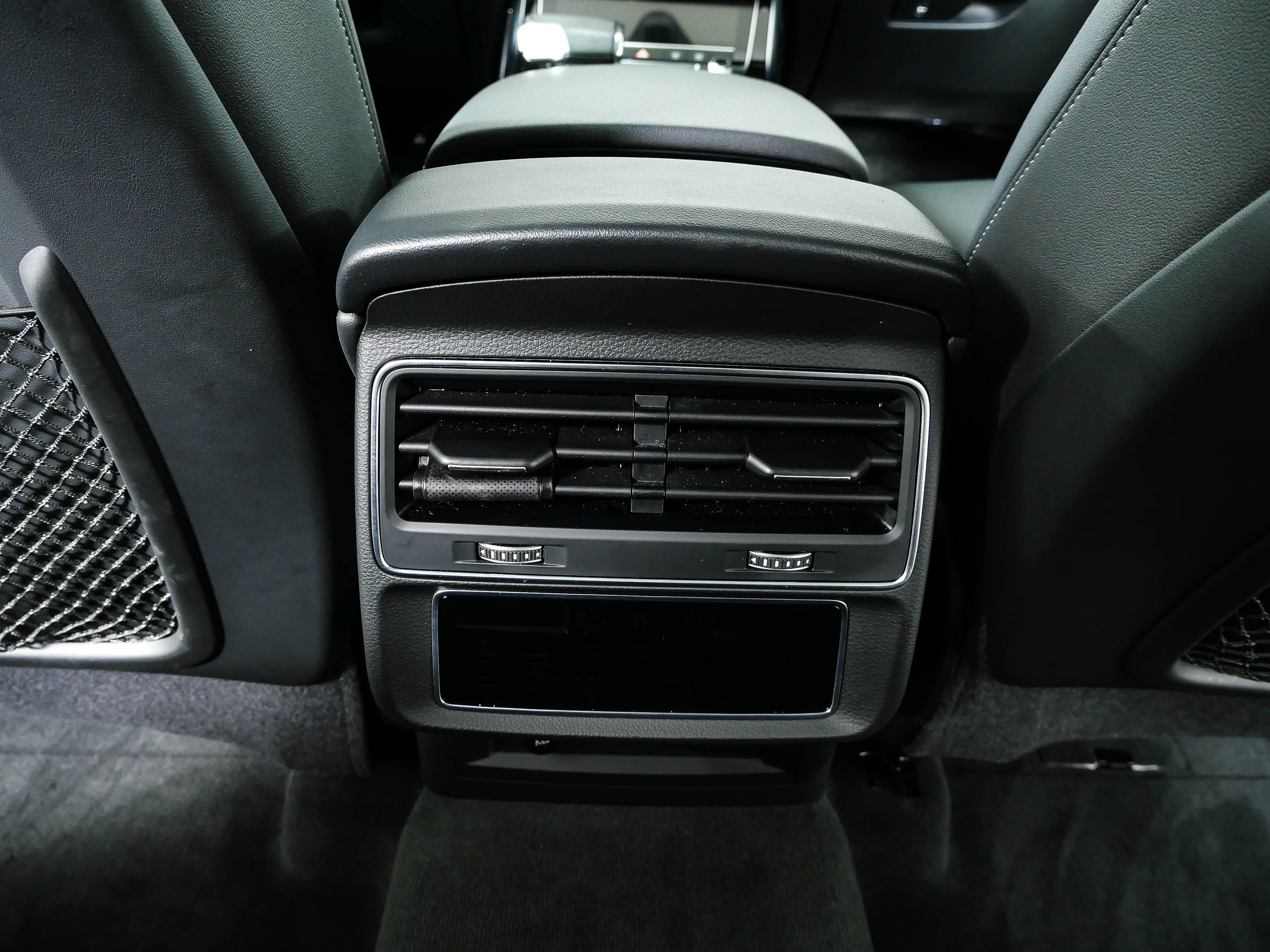 Used 2023 Audi Q8 Premium Plus w/ Premium Plus Package AWD/4WD image 20