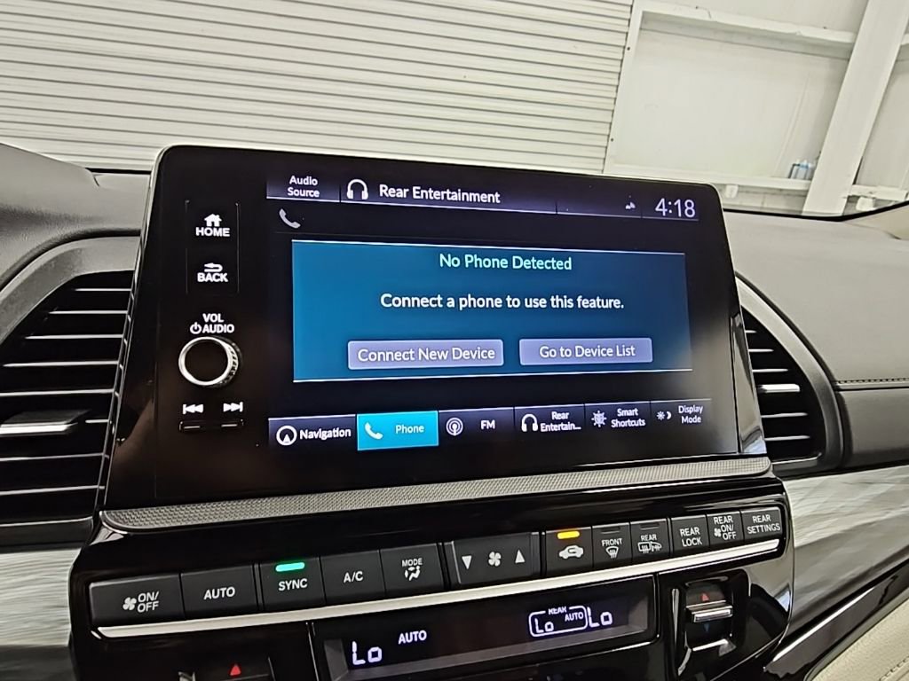 Used 2025 Honda Odyssey Elite image 16