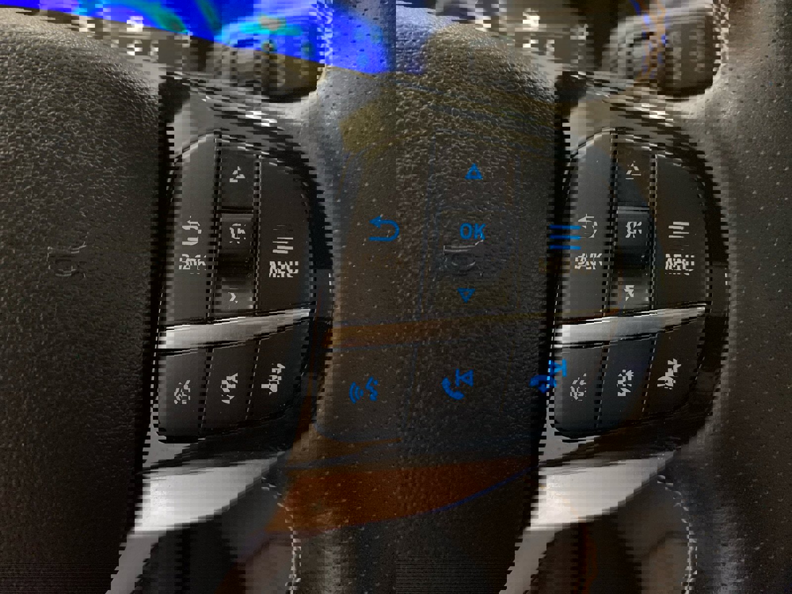 Used 2023 Ford Explorer ST w/ Equipment Group 401A image 21