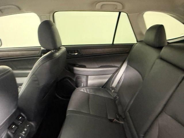 Used 2019 Subaru Outback 2.5i Limited AWD/4WD image 38