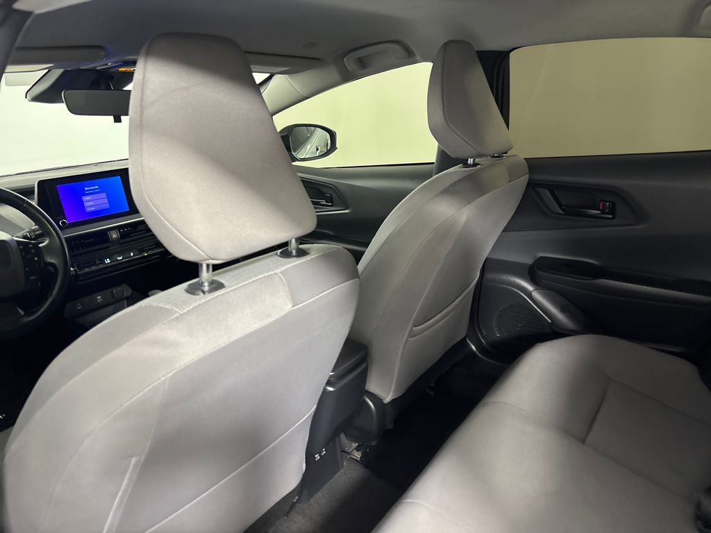 Used 2024 Toyota Prius LE image 31