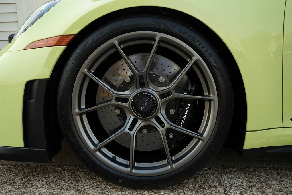 Used 2026 Porsche 911 GT3 RWD image 33