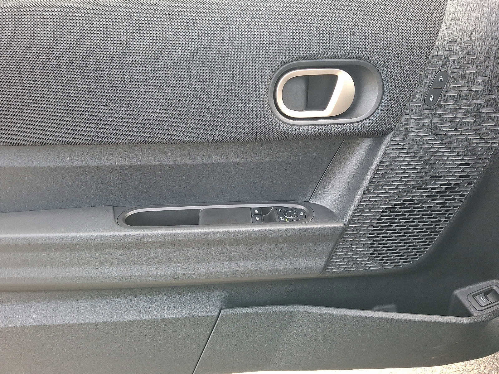 Used 2025 MINI Cooper S image 12