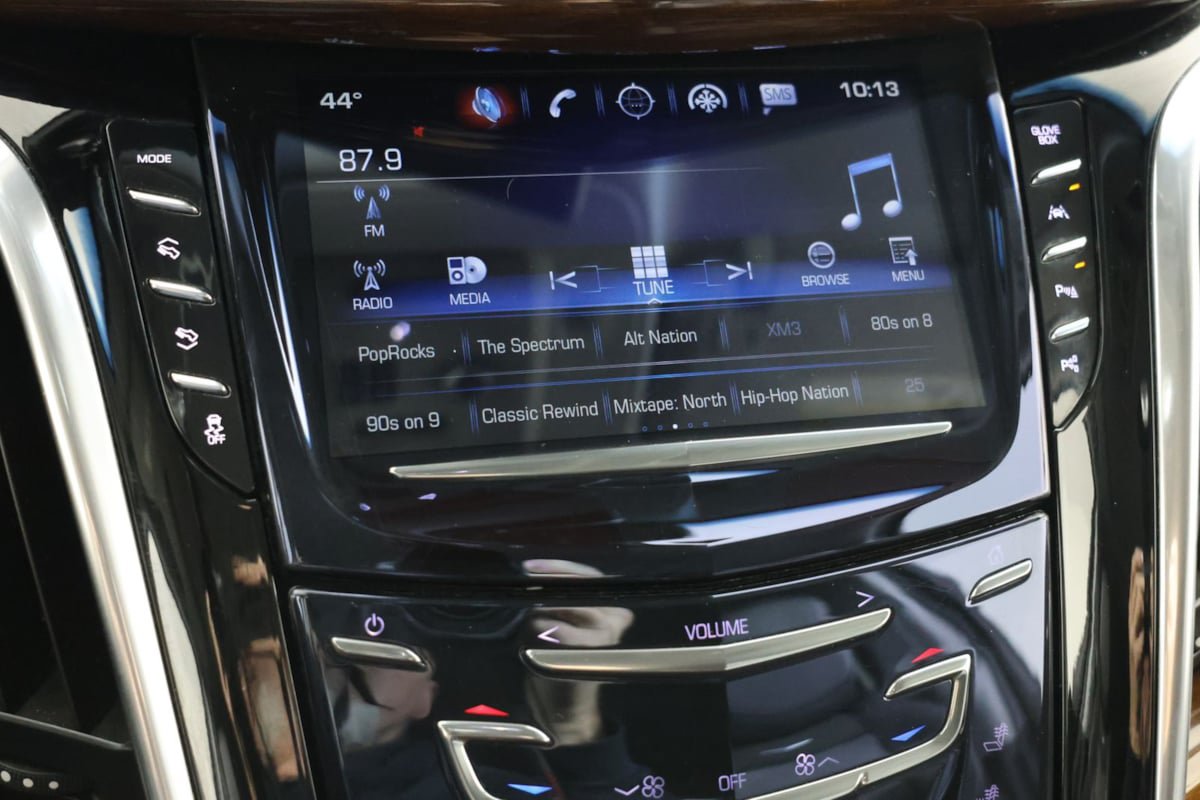 Used 2020 Cadillac Escalade Luxury AWD/4WD image 60