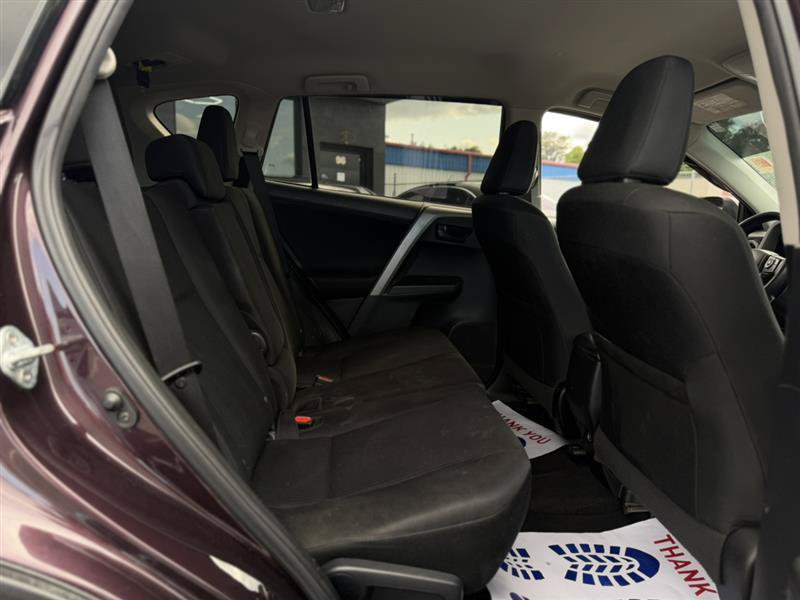 Used 2017 Toyota RAV4 LE w/ Carpet Mat Package AWD/4WD image 21