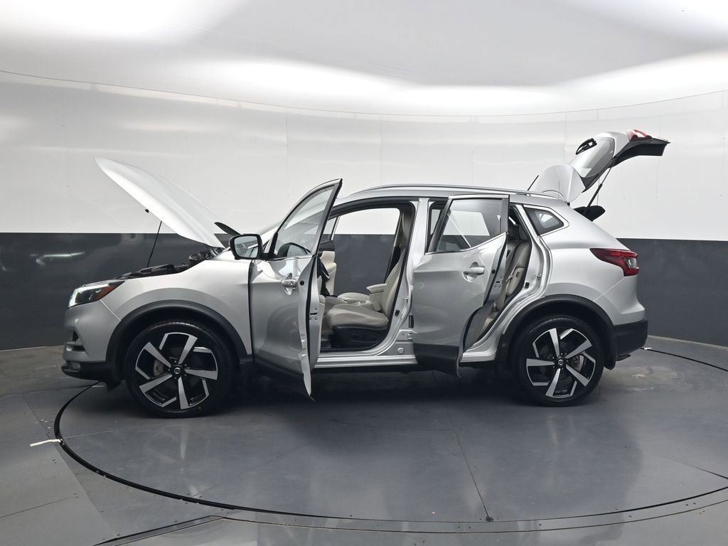 Used 2022 Nissan Rogue Sport SL w/ Premium Package FWD image 36