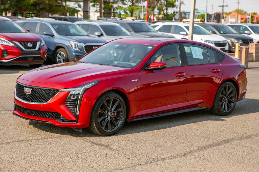 Used 2025 Cadillac CT5 V w/ Platinum Package RWD image 9