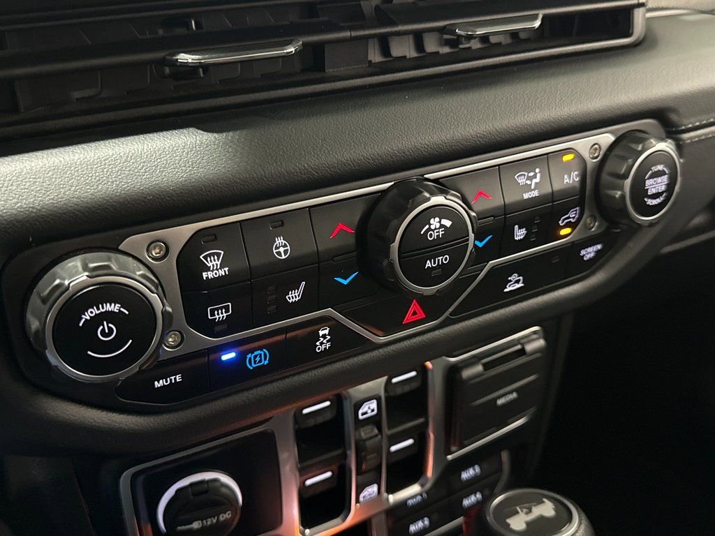 Used 2024 Jeep Wrangler Sahara 4xe image 30