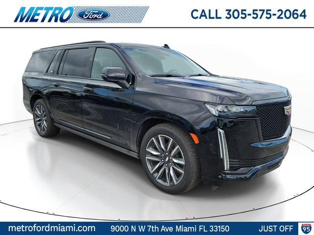 Used 2021 Cadillac Escalade ESV Sport Platinum image 1