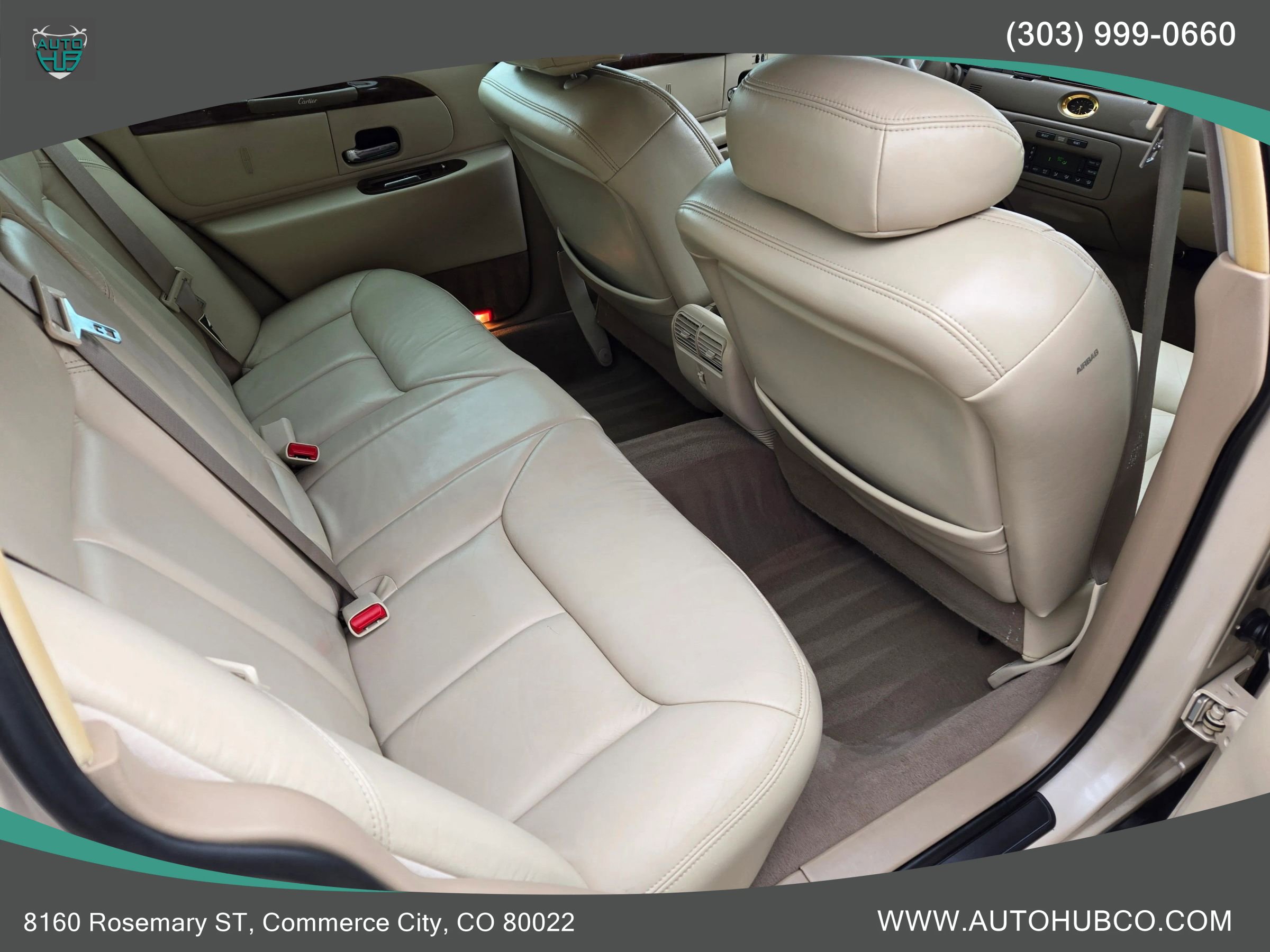 Used 2000 Lincoln Town Car Cartier image 10