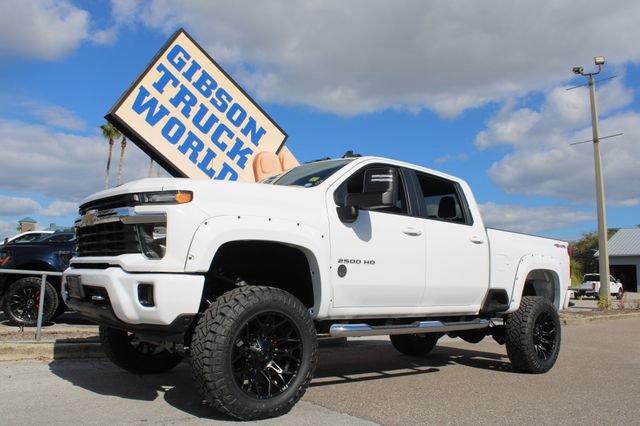 Used 2024 Chevrolet Silverado 2500 LT