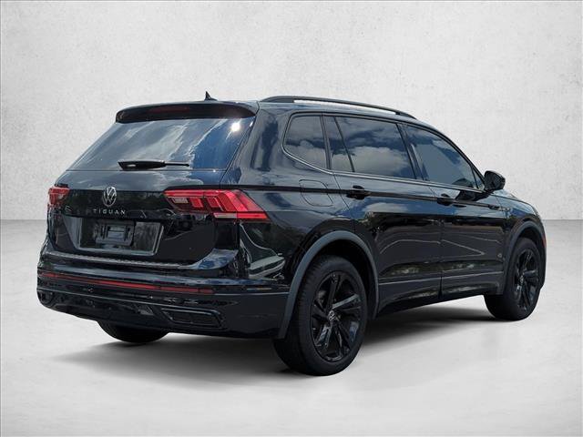 Used 2023 Volkswagen Tiguan SE R-Line FWD image 7