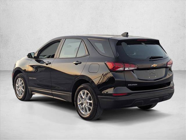 Used 2024 Chevrolet Equinox LS w/ Driver Confidence II Package FWD image 8
