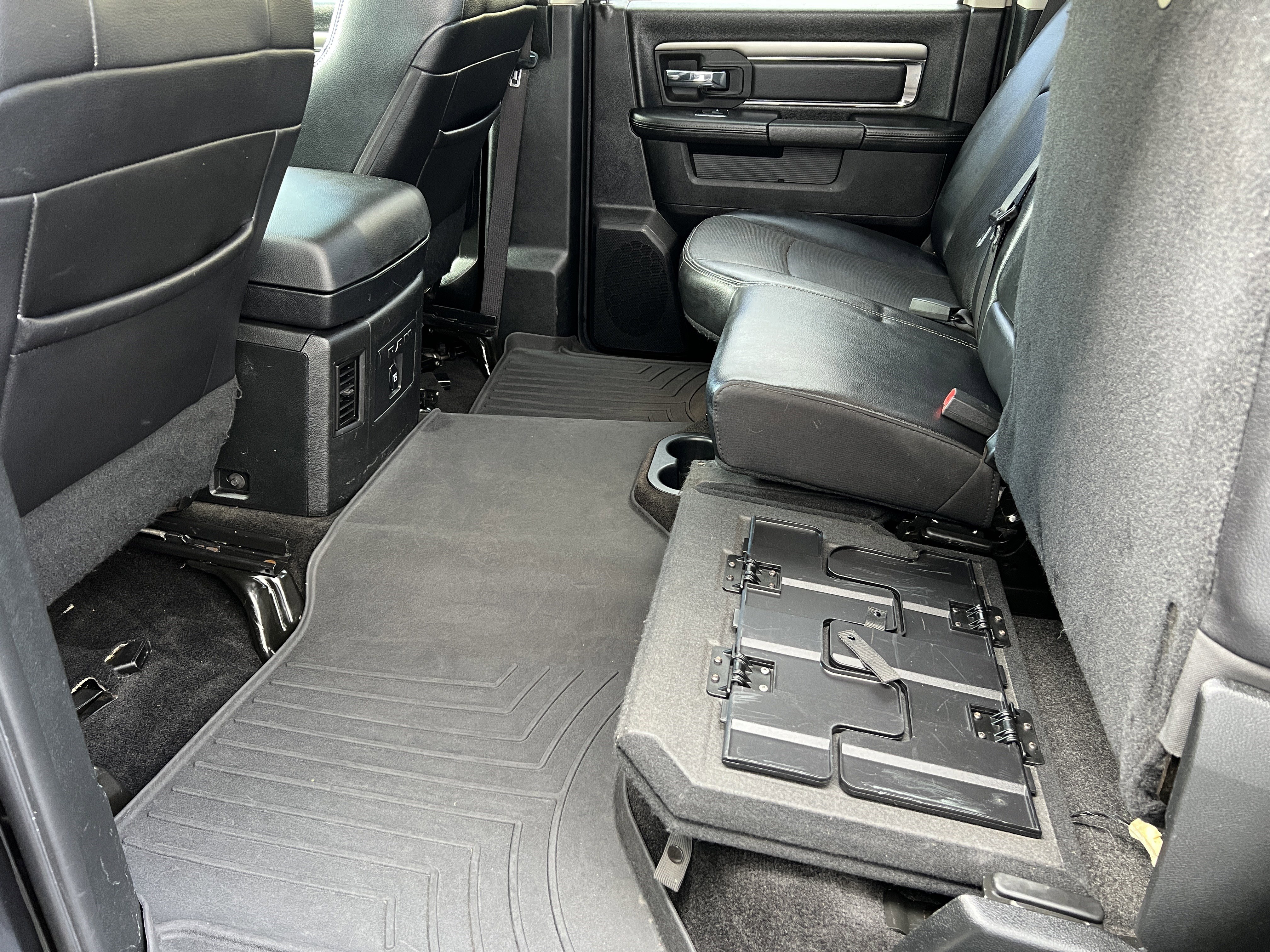 Used 2017 RAM 1500 Sport w/ Sport Premium Group image 18