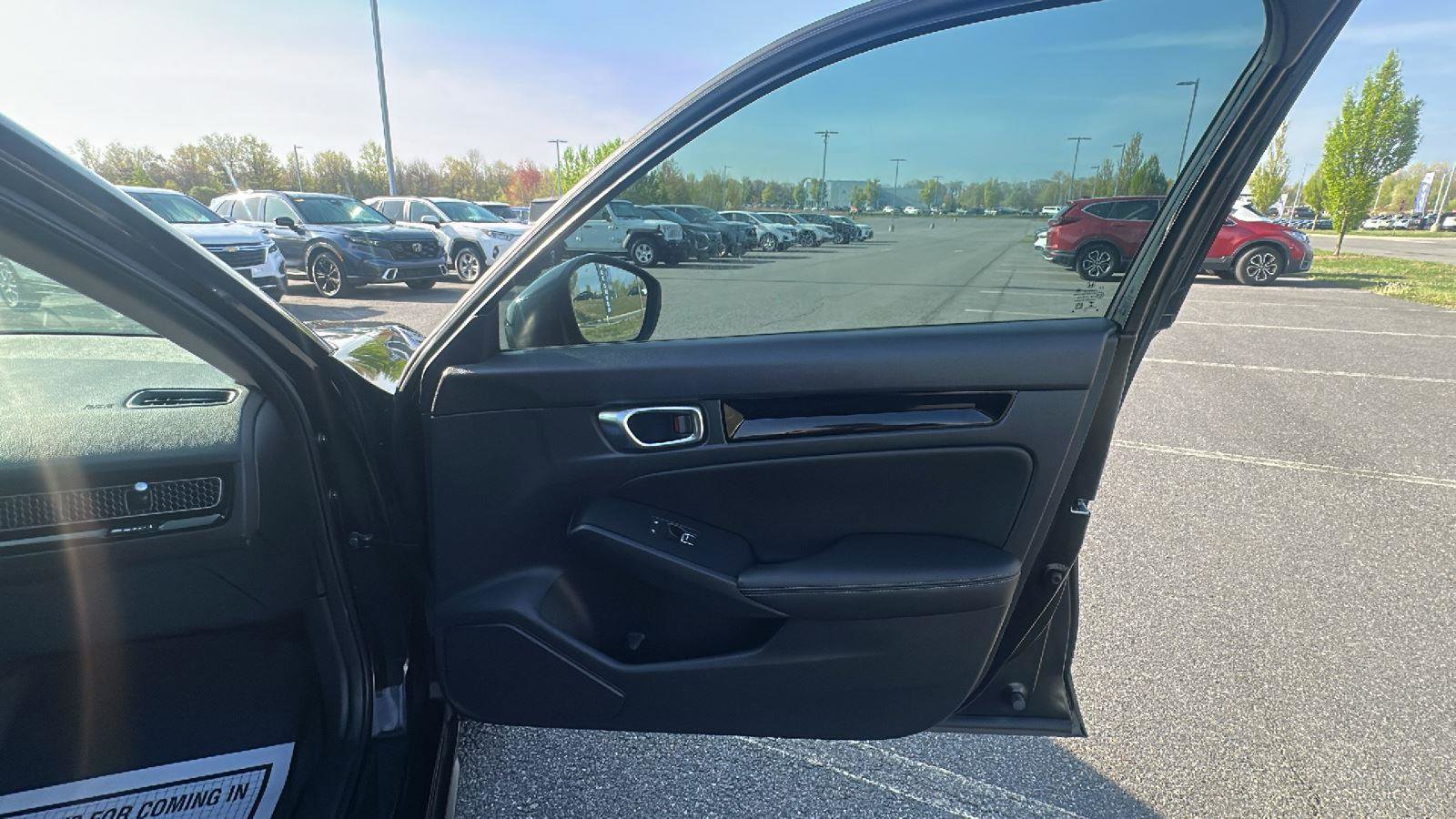 Used 2022 Honda Civic EX-L image 17