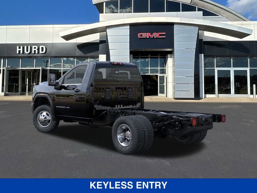 New 2026 GMC Sierra 3500 Pro w/ Convenience Package image 4