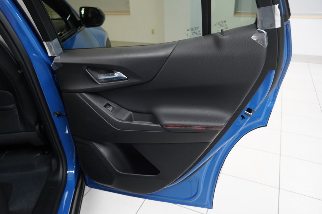 New 2027 Chevrolet Equinox RS w/ LPO, Floor Liner Package AWD/4WD image 23