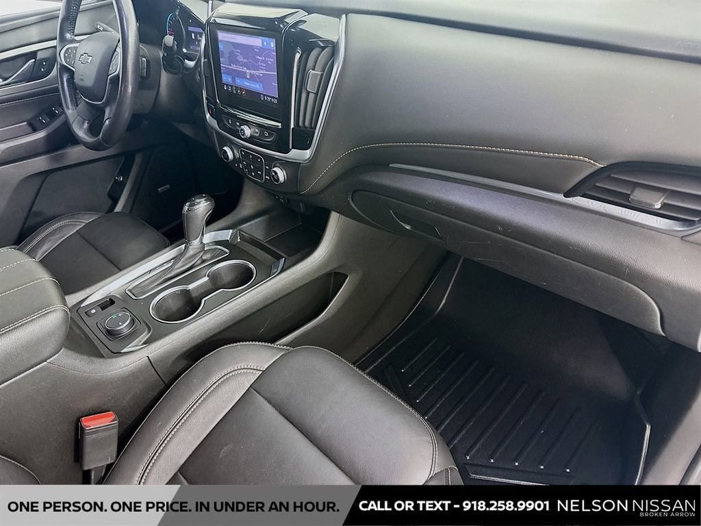 Used 2020 Chevrolet Traverse RS w/ LPO, Floor Liner Package FWD image 31