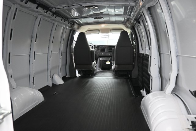 New 2027 Chevrolet Express 2500 w/ Driver Convenience Package RWD image 9