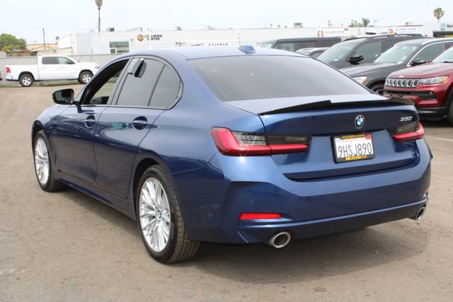 Used 2023 BMW 330i Sedan w/ Convenience Package image 3