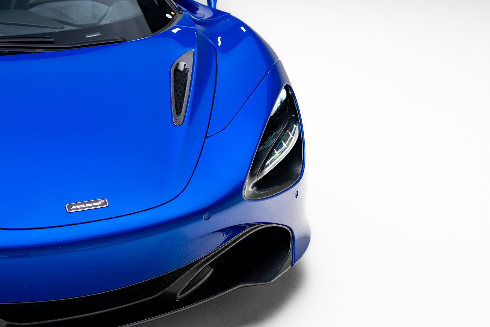 Used 2018 McLaren 720S Performance RWD image 10