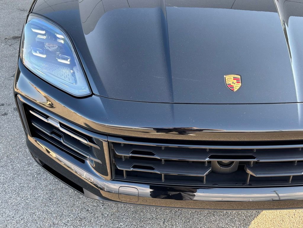 Certified 2024 Porsche Cayenne image 19