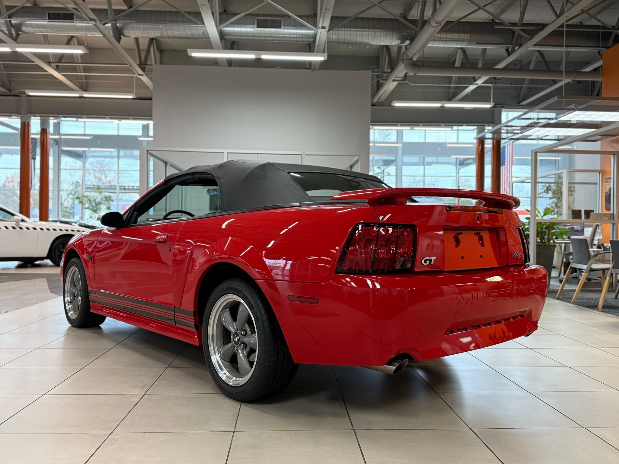 Used 2002 Ford Mustang GT image 3