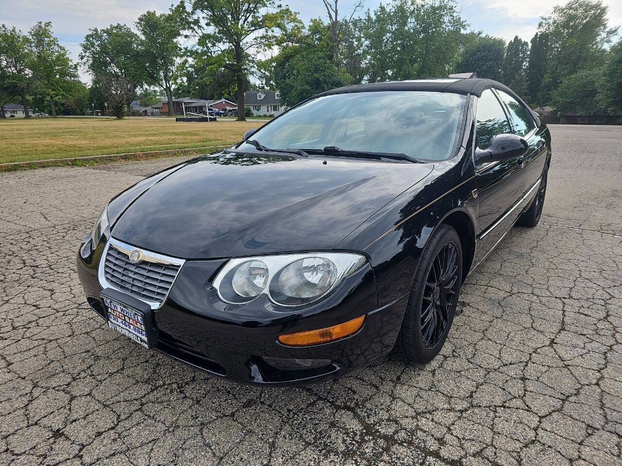 Used 2002 Chrysler 300M image 1