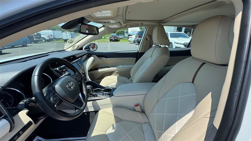 Used 2019 Toyota Camry XLE FWD image 37