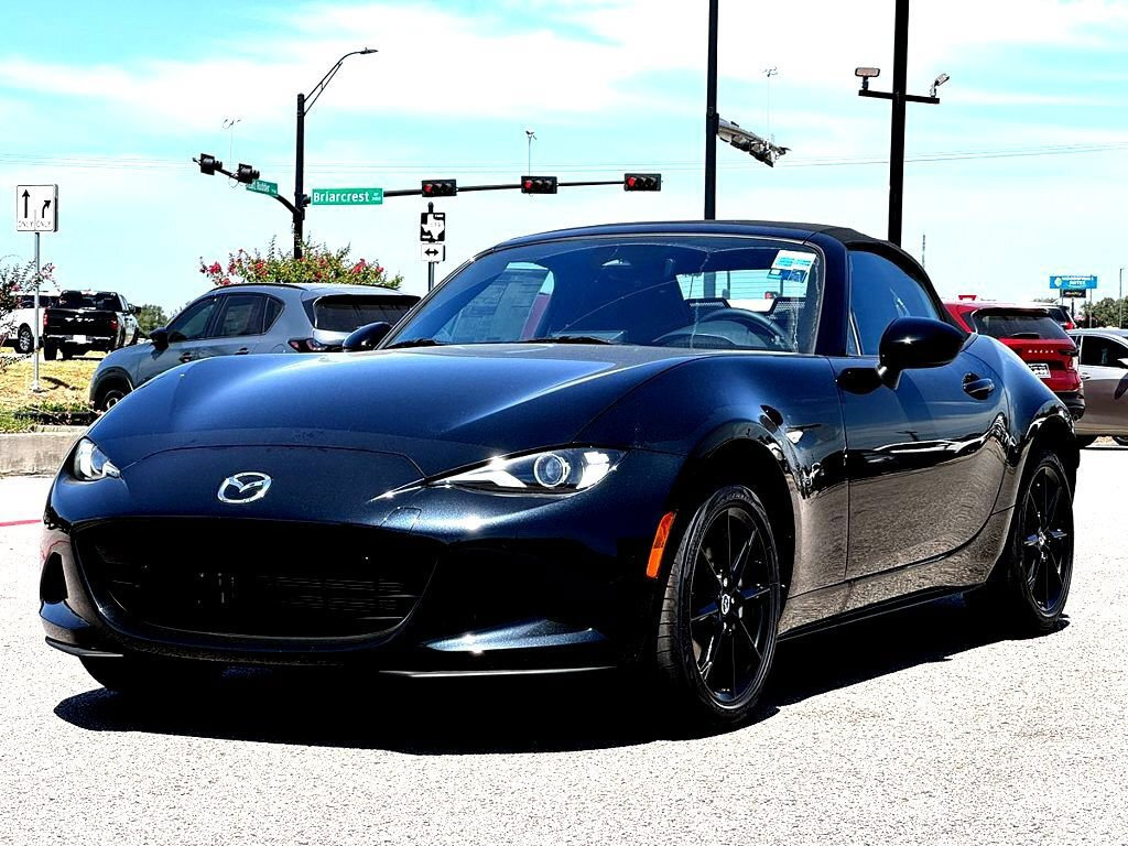 New 2026 MAZDA MX-5 Miata Sport w/ Interior Package RWD image 4