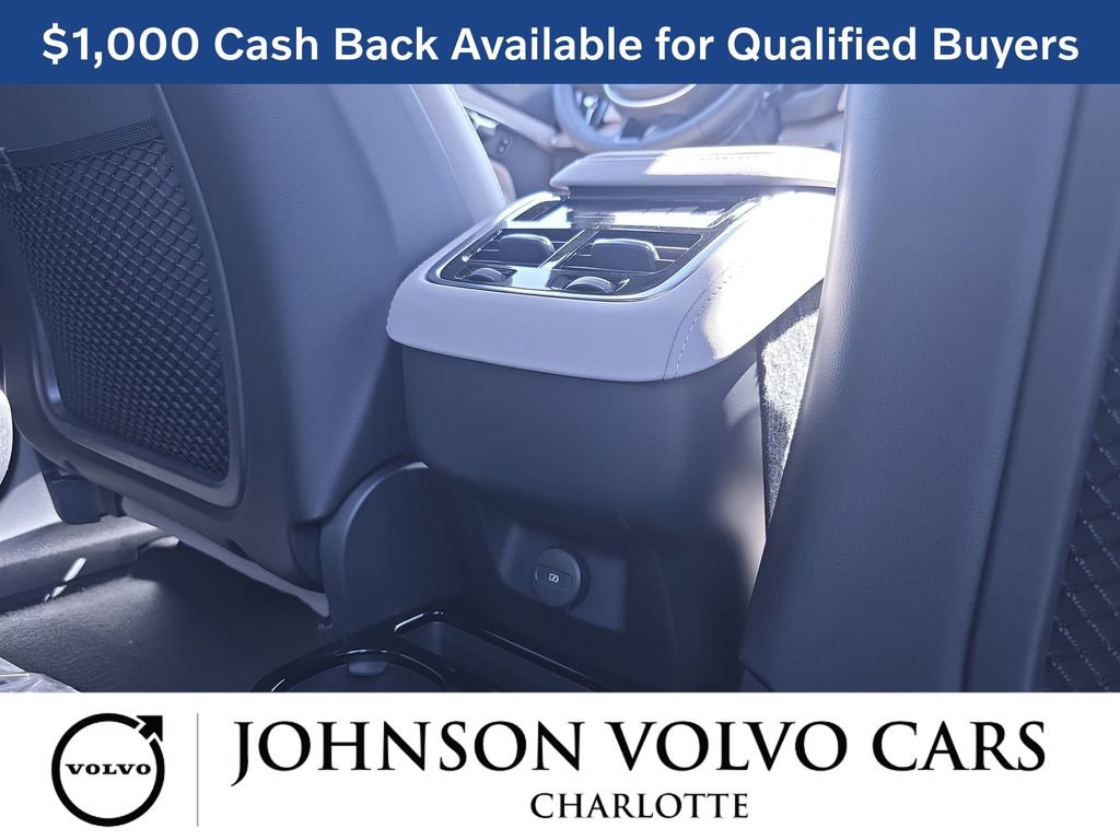 New 2026 Volvo XC90 B6 Ultra w/ Lounge Package AWD/4WD image 9