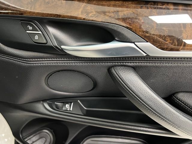 Used 2014 BMW X5 xDrive35d image 54