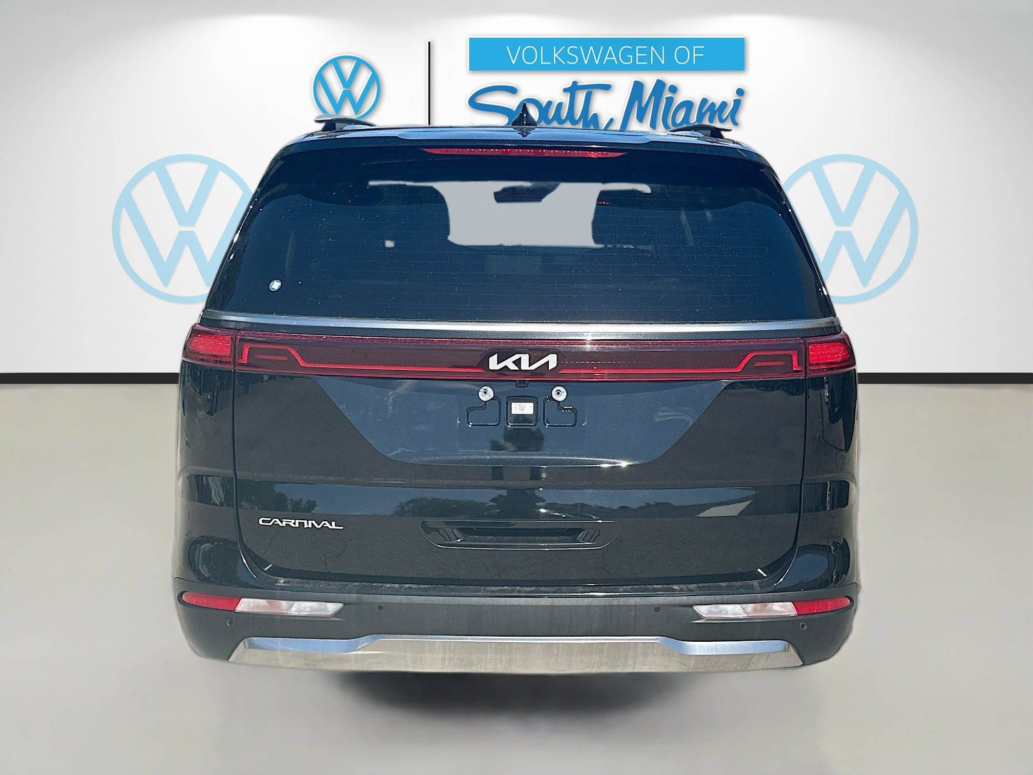 Used 2024 Kia Carnival SX Prestige image 6