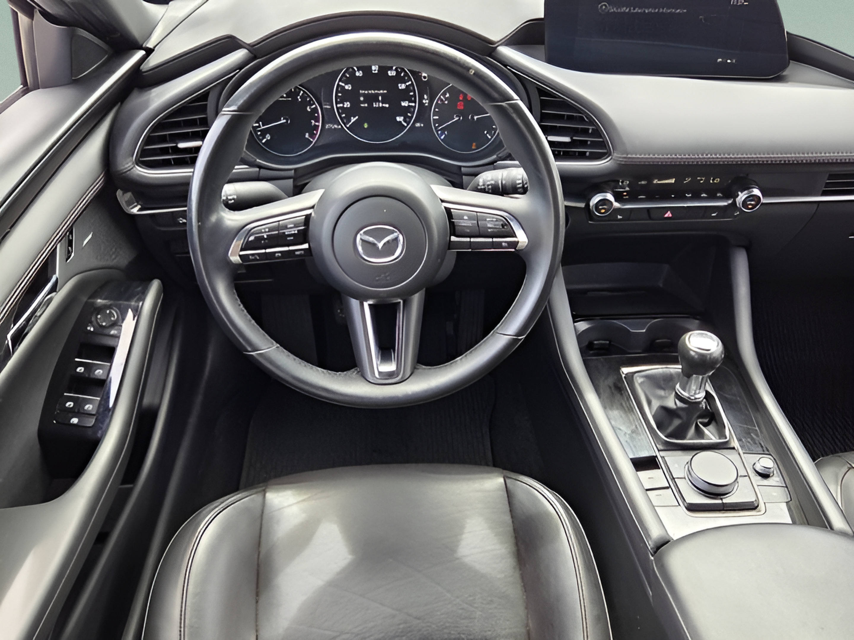 Used 2024 MAZDA MAZDA3 s FWD image 11