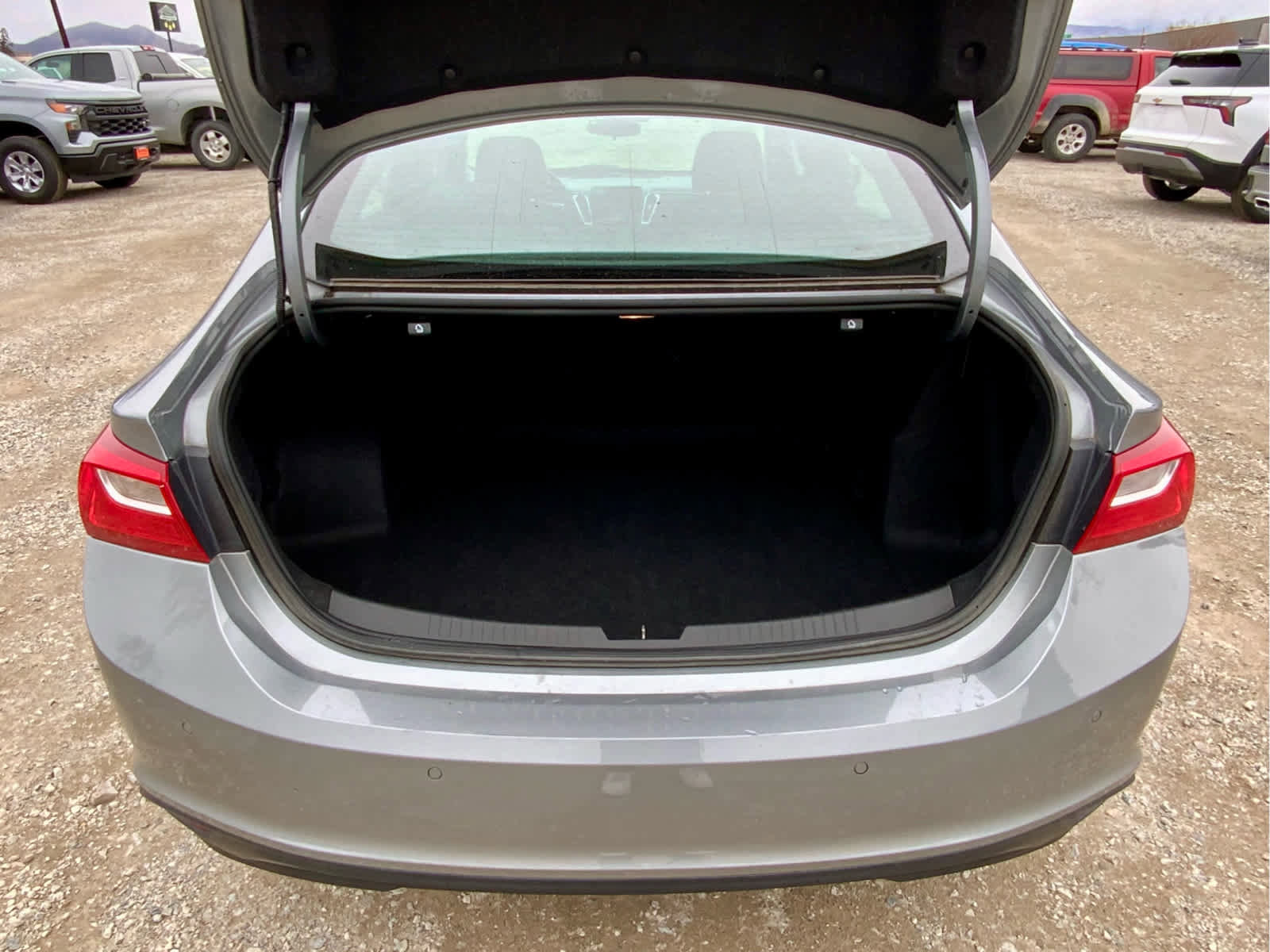 Used 2024 Chevrolet Malibu LT image 20