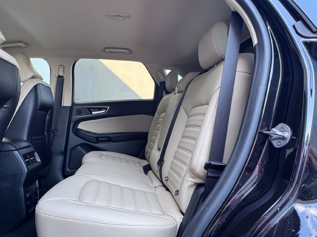 Used 2023 Ford Edge SEL w/ Convenience Package AWD/4WD image 30