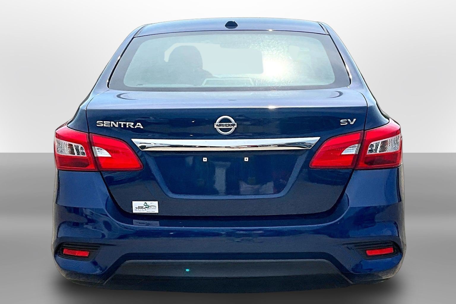 Used 2018 Nissan Sentra SV FWD image 4