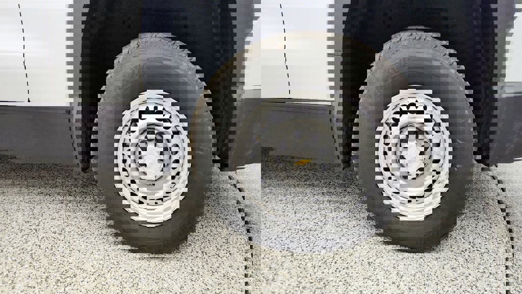 Used 2024 Chevrolet Silverado EV W/T AWD/4WD image 9