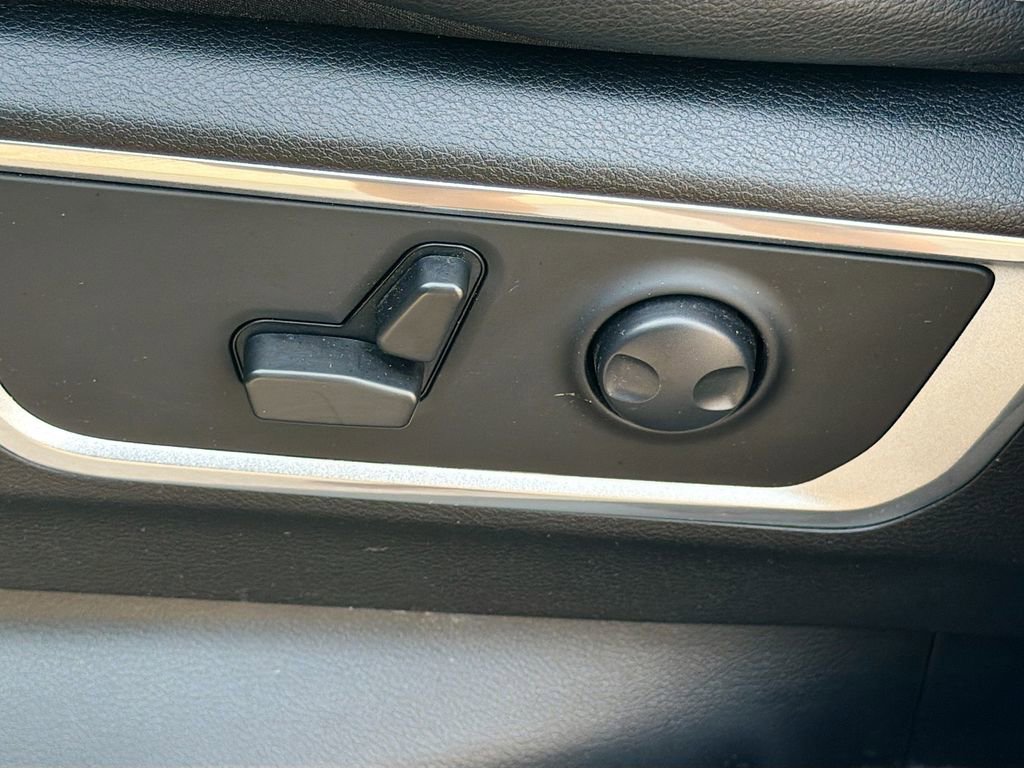 Used 2022 RAM 1500 Laramie image 24