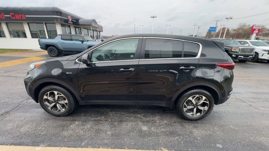 Used 2021 Kia Sportage LX image 5