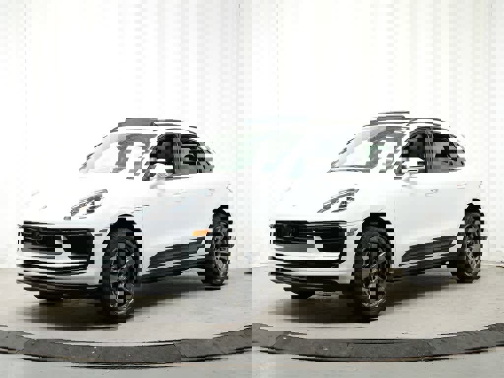 New 2025 Porsche Macan