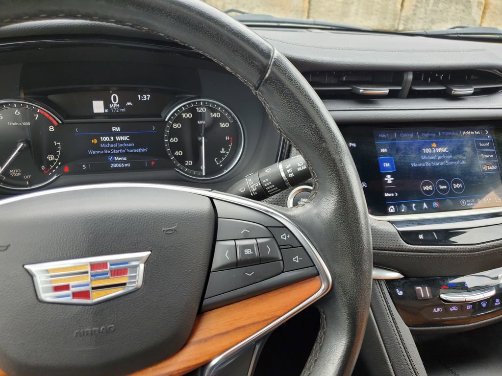 Certified 2023 Cadillac XT5 Premium Luxury w/ LPO, Floor Liner Package image 31