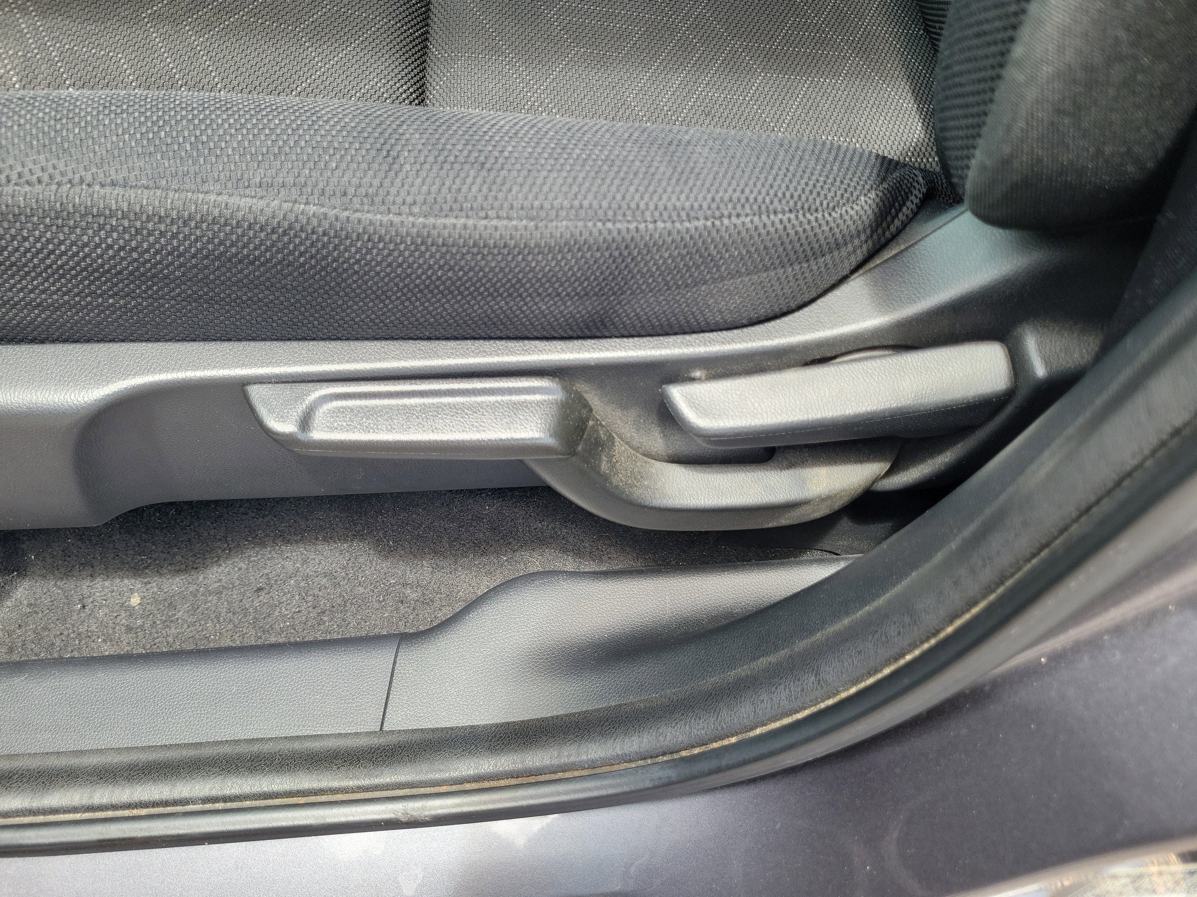 Used 2015 Honda Fit EX image 27