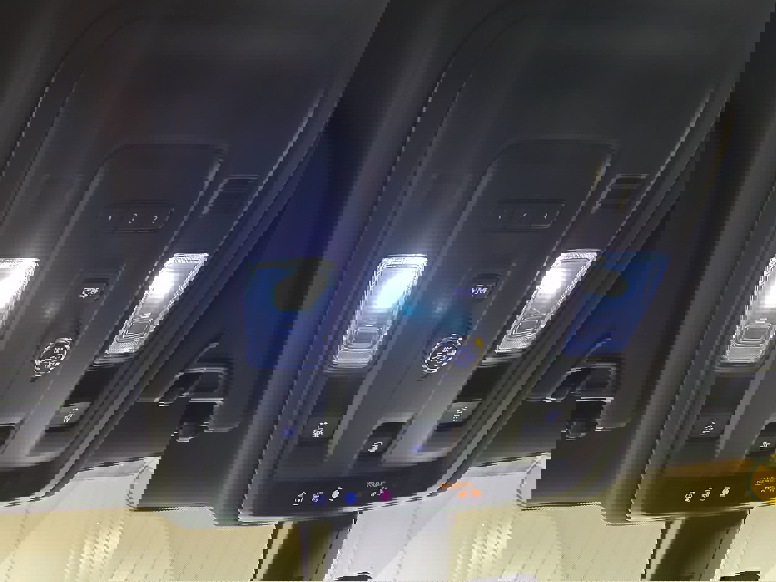 Used 2021 Chevrolet Suburban RST image 20