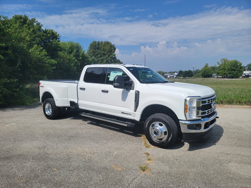 New 2026 Ford F350 XLT w/ 360-Degree Camera Package image 3